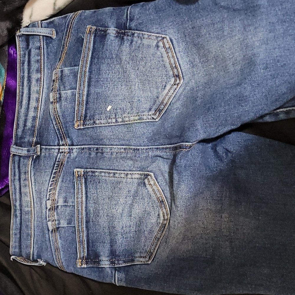 Wax jean, size 27, and light/dark blue.